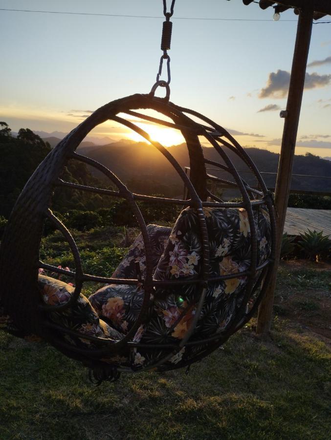 Chales Por Do Sol Caparao Velho Luaran gambar